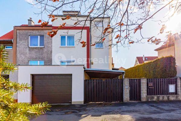 house for sale, 270 m², Huberova, Praha