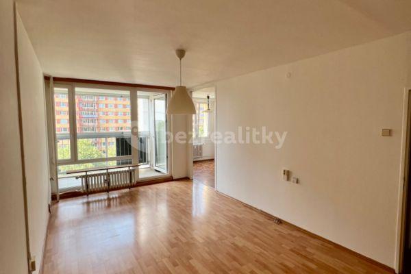 3 bedroom flat for sale, 70 m², Famfulíkova, Praha