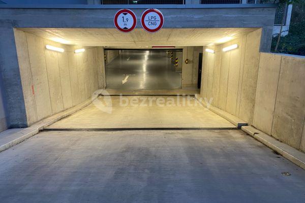 garage to rent, 18 m², Čerpadlová, Hlavní město Praha