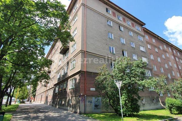 Studio flat to rent, 24 m², Dělnická, 