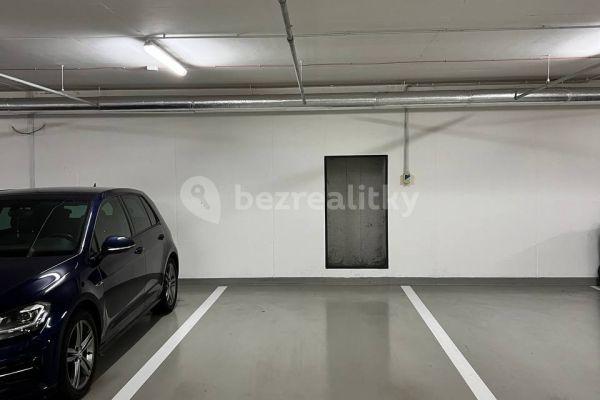 garage to rent, 13 m², U Průhonu, Hlavní město Praha