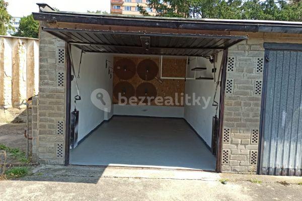 garage to rent, 20 m², Vavřenova, Hlavní město Praha