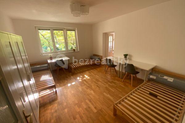 3 bedroom flat to rent, 76 m², Jundrovská, Brno, Jihomoravský Region