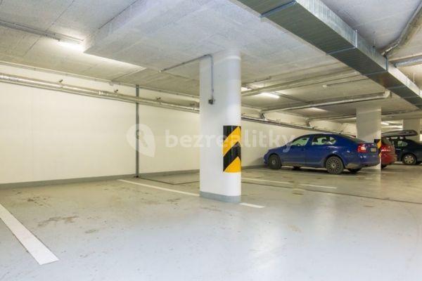 garage to rent, 14 m², Praha