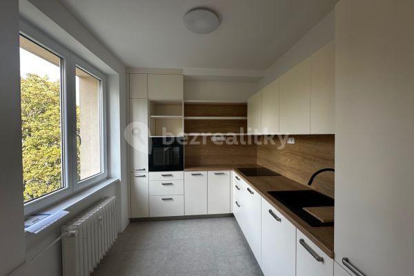 2 bedroom flat to rent, 52 m², Erbenova, Brno