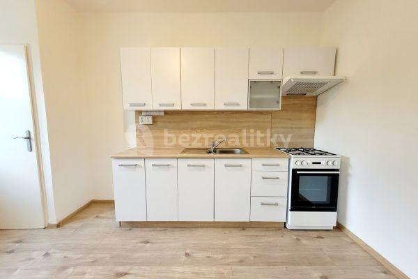 3 bedroom flat to rent, 73 m², Hlavní třída, Havířov, Moravskoslezský Region