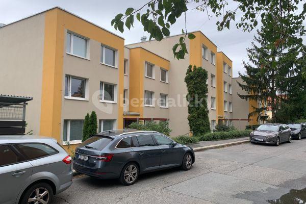 4 bedroom flat to rent, 96 m², Točitá, Hlavní město Praha