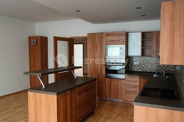 3 bedroom with open-plan kitchen flat for sale, 95 m², V Zahradách, Beroun