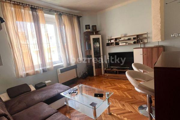 1 bedroom with open-plan kitchen flat to rent, 45 m², Osadní, Praha