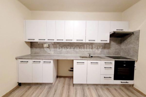 3 bedroom flat to rent, 69 m², Okružní, 