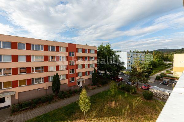 3 bedroom with open-plan kitchen flat for sale, 86 m², Zborovská, 