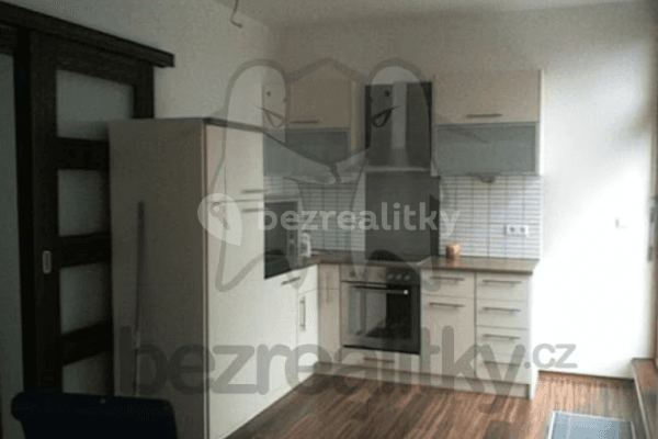 Studio flat for sale, 42 m², Pod Lipami, Praha