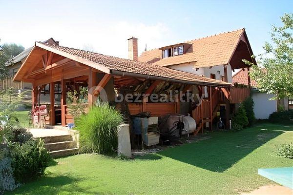 recreational property to rent, 0 m², Zdounky