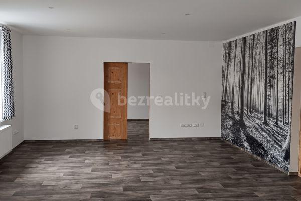 1 bedroom with open-plan kitchen flat to rent, 80 m², Komenského, Častolovice