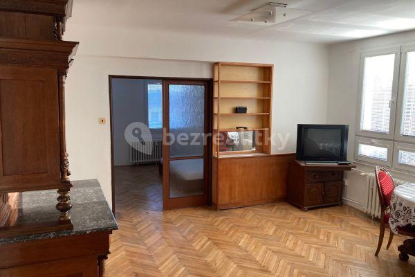 4 bedroom flat for sale, 82 m², U Krčské vodárny, Praha