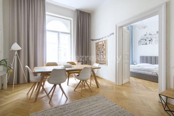 4 bedroom flat to rent, 136 m², Betlémská, Praha