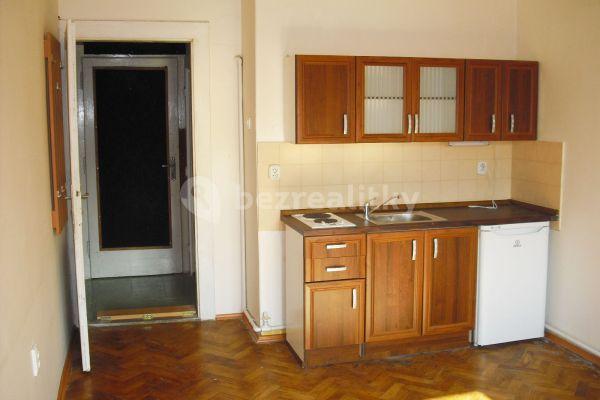 Studio flat to rent, 20 m², Kovářská, Hlavní město Praha