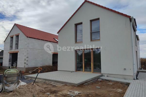 house for sale, 125 m², Břežany II