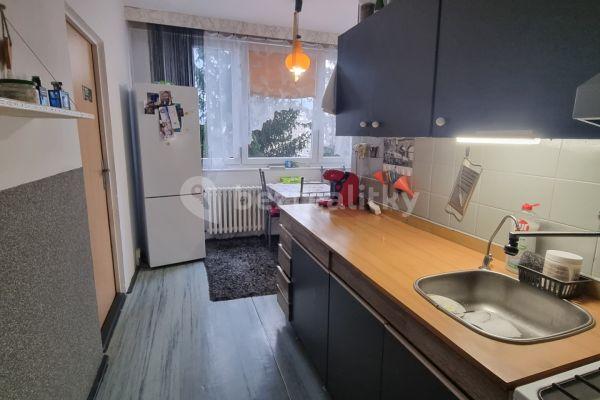 2 bedroom flat to rent, 65 m², Terezie Brzkové, Plzeň