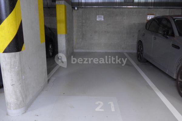 garage to rent, 13 m², Panuškova, Hlavní město Praha