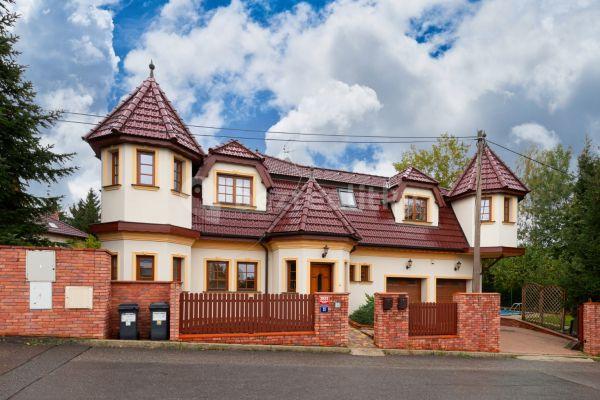 house for sale, 270 m², Dobrošovská, Hlavní město Praha