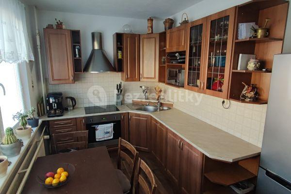 3 bedroom flat for sale, 70 m², Hrdinů, Liberec