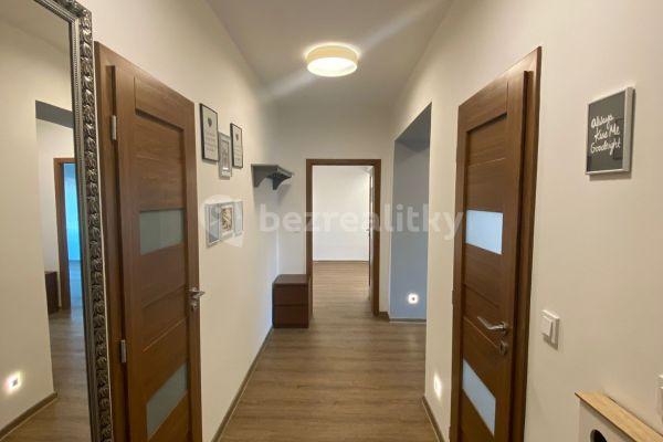 2 bedroom with open-plan kitchen flat for sale, 93 m², Budějovická, Jesenice