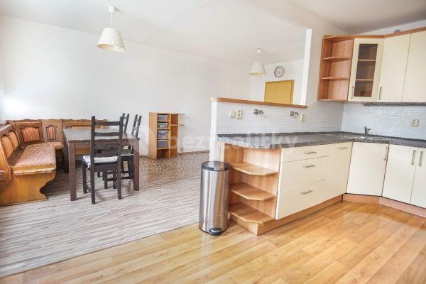 3 bedroom flat to rent, 70 m², Molákova, Hlavní město Praha