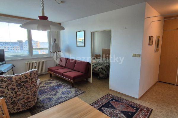 1 bedroom with open-plan kitchen flat for sale, 43 m², Petržílkova, Hlavní město Praha