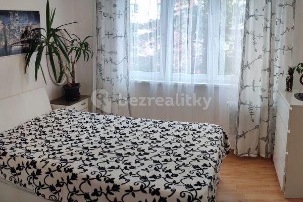 2 bedroom flat for sale, 55 m², Budovatelů, Karlovy Vary