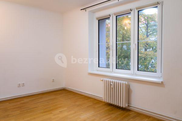 1 bedroom with open-plan kitchen flat to rent, 50 m², Hořanská, Hlavní město Praha