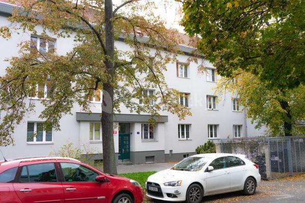 1 bedroom with open-plan kitchen flat to rent, 50 m², Hořanská, Hlavní město Praha