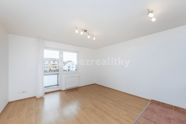 Studio flat for sale, 28 m², Švihovská, Hlavní město Praha