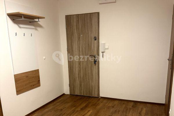 2 bedroom with open-plan kitchen flat for sale, 71 m², Pražská, Slaný