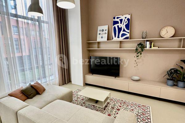 3 bedroom flat to rent, 84 m², Plynárenská D, Bratislava