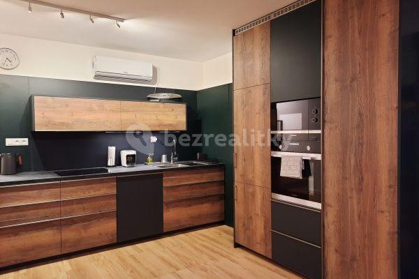 2 bedroom flat to rent, 58 m², Ulica Závodu Matador, Bratislava