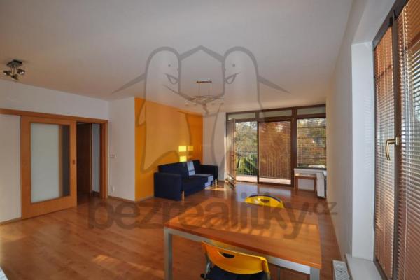 1 bedroom with open-plan kitchen flat to rent, 51 m², Nad Rokoskou, Praha