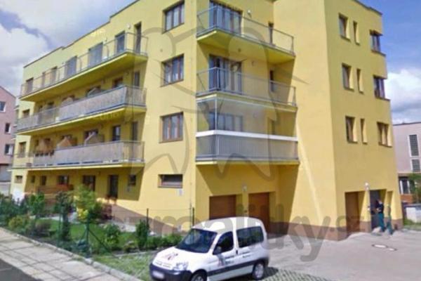 Studio flat to rent, 33 m², Jordánská, Praha